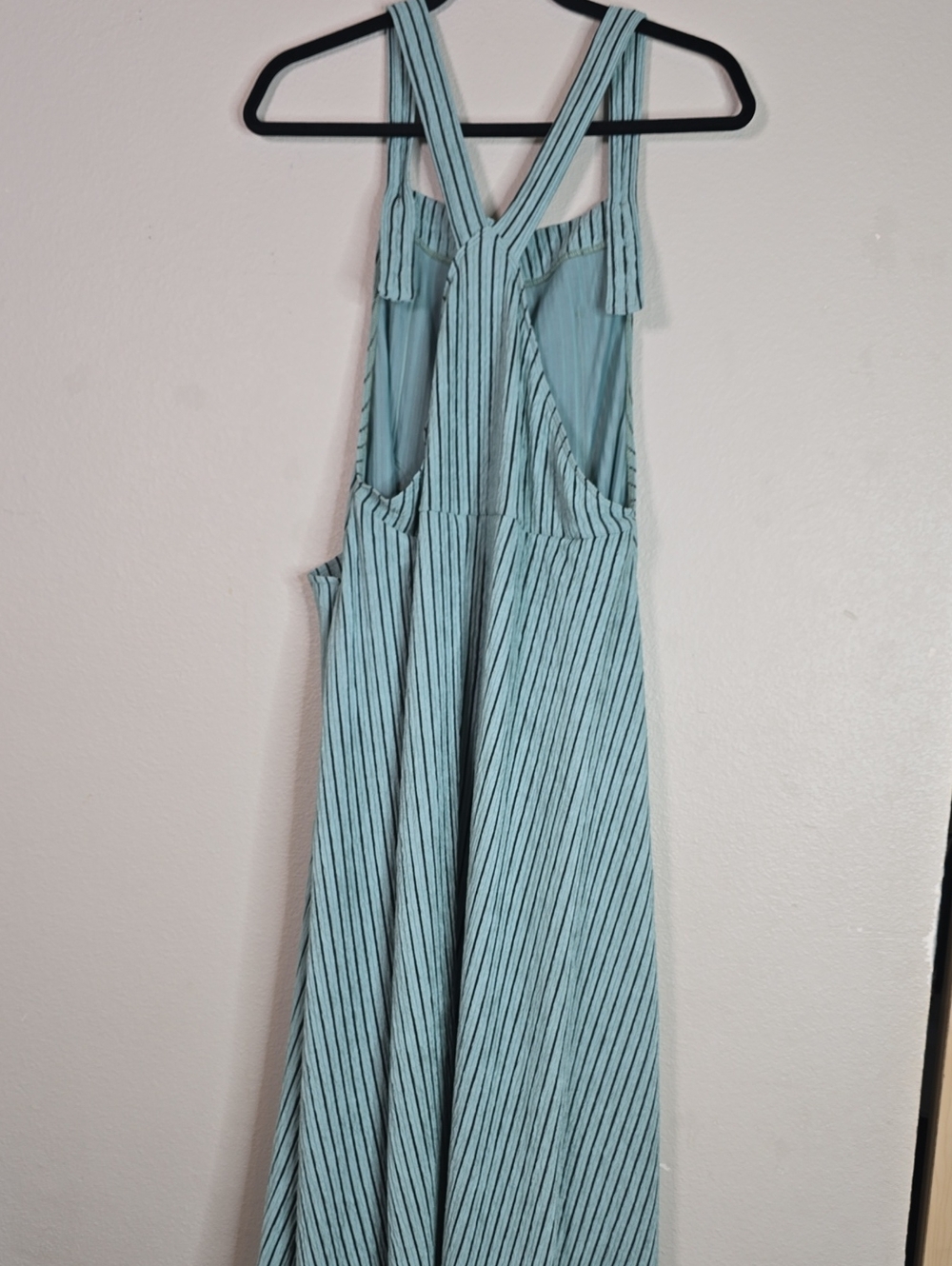 HALARA Stripe Flowy  Midi Sage Green Sleeveless Knit With Pockets Dress Size L. - Picture 10 of 10